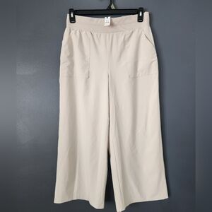 T By Talbots Lightweight Woven Stretch Wide Crop New Women's M NWT Beige Flowy